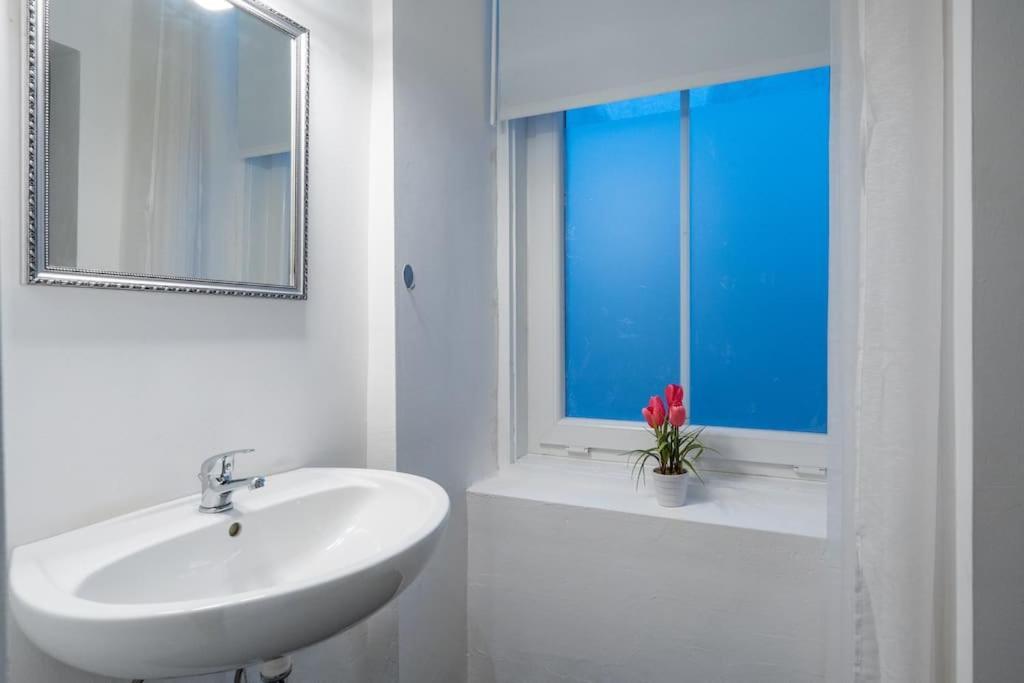 Practical 1Br Flat By Center By Hm Apartment เวียนนา ภายนอก รูปภาพ